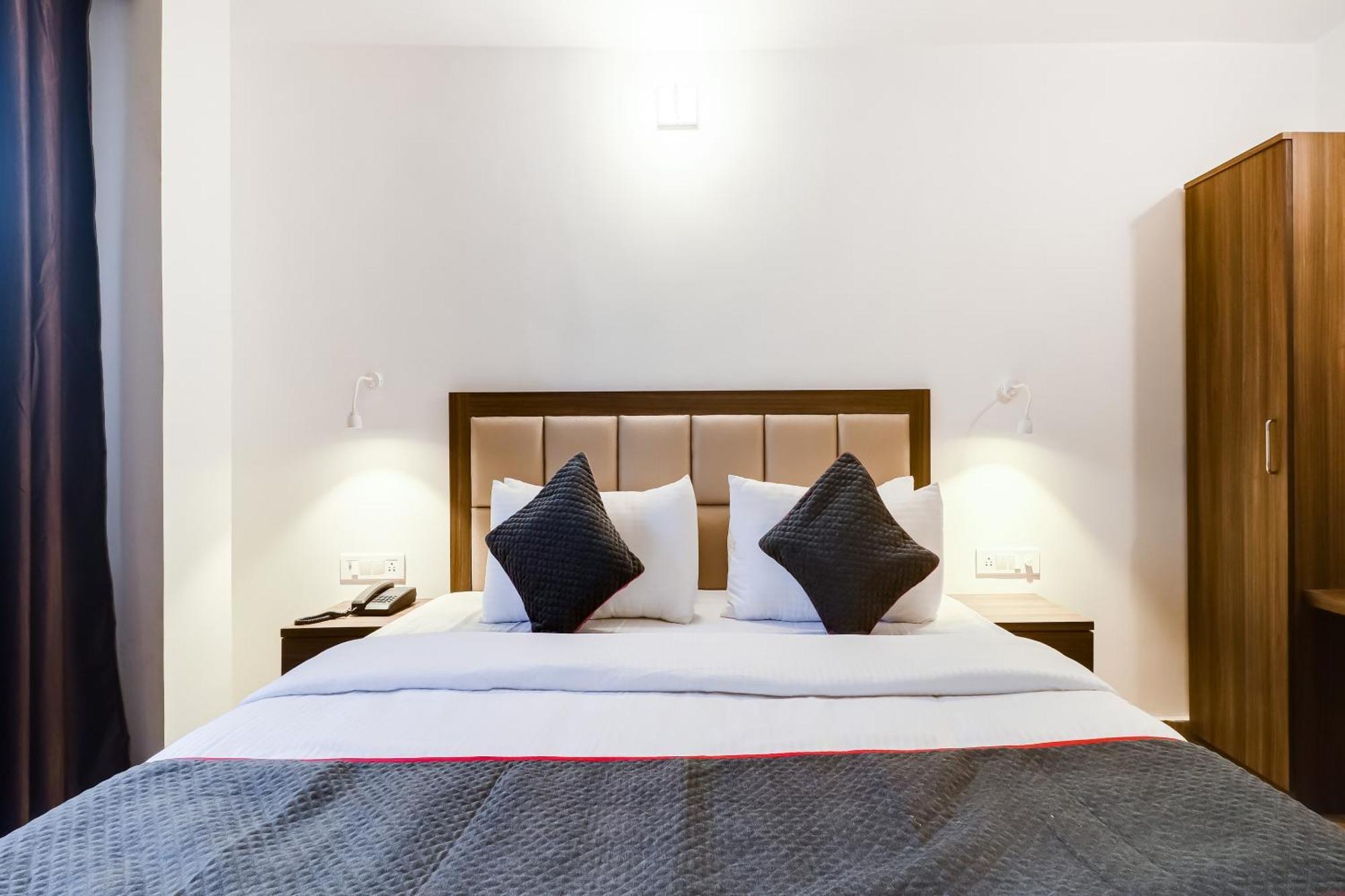 Townhouse Townhouse Clark Inn Patna  Kültér fotó