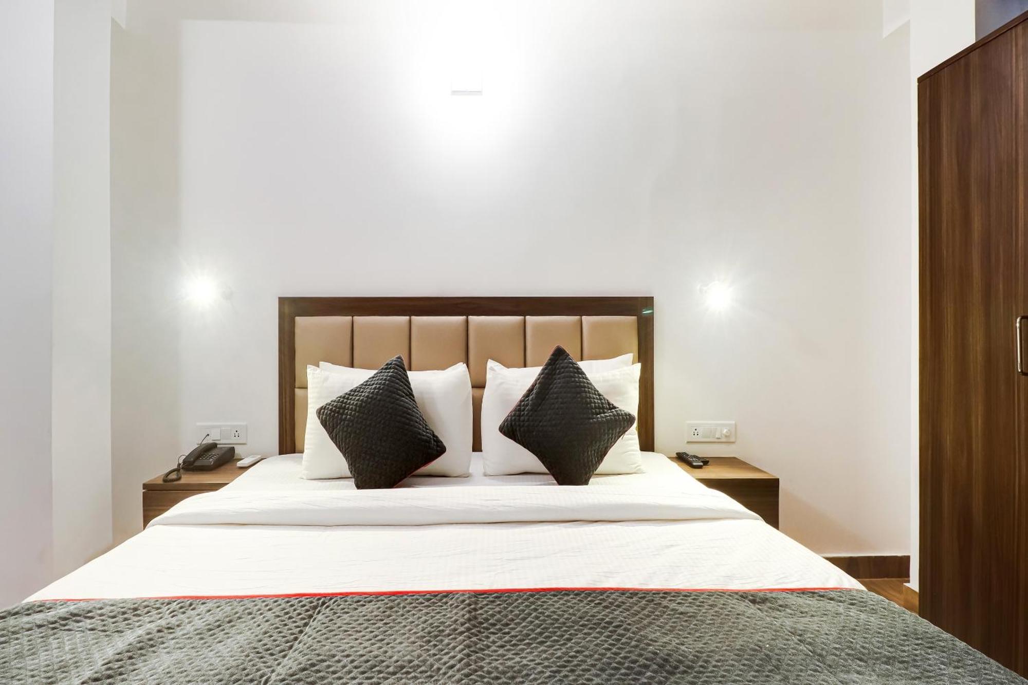 Townhouse Townhouse Clark Inn Patna  Kültér fotó