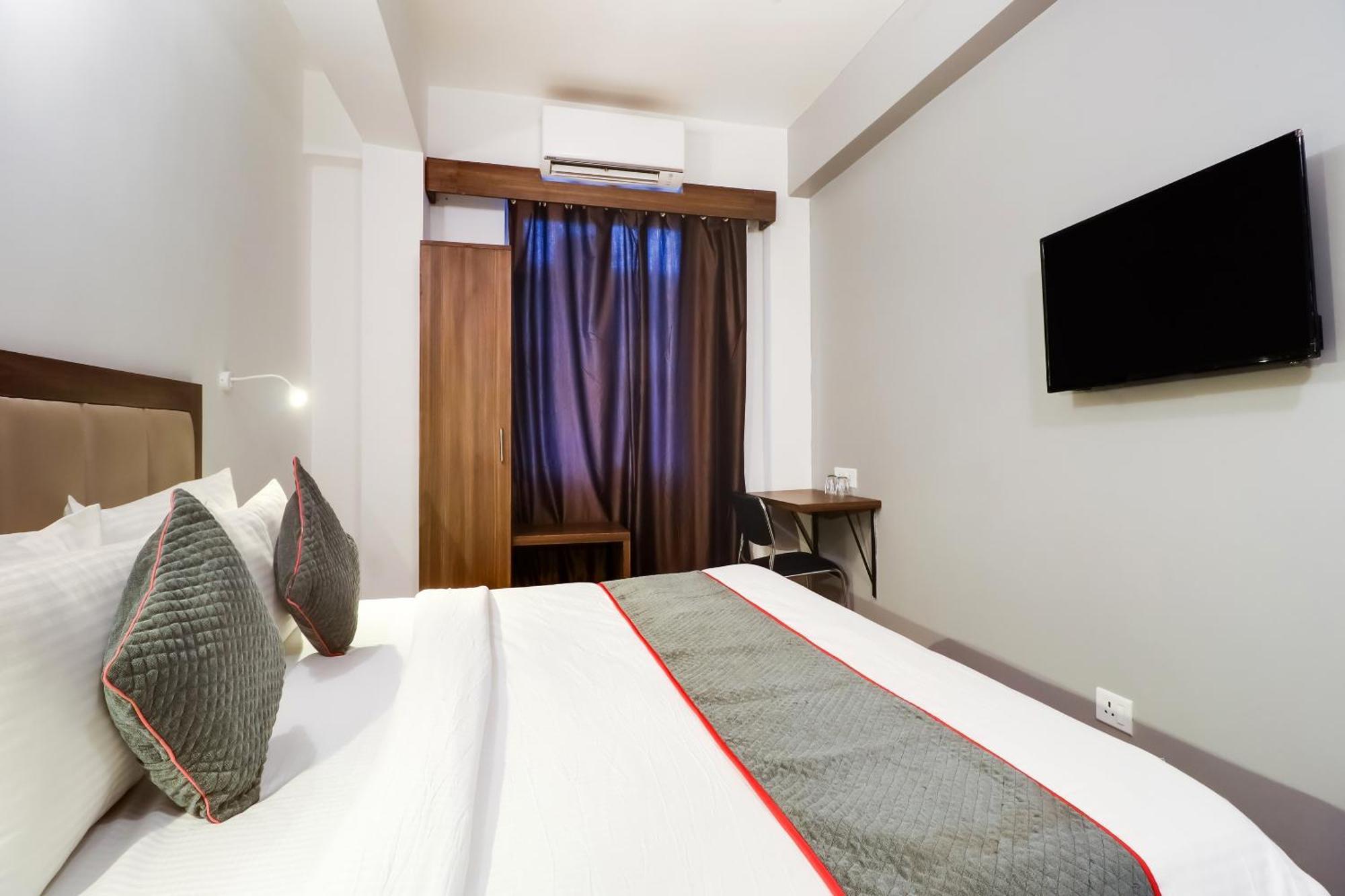 Townhouse Townhouse Clark Inn Patna  Kültér fotó