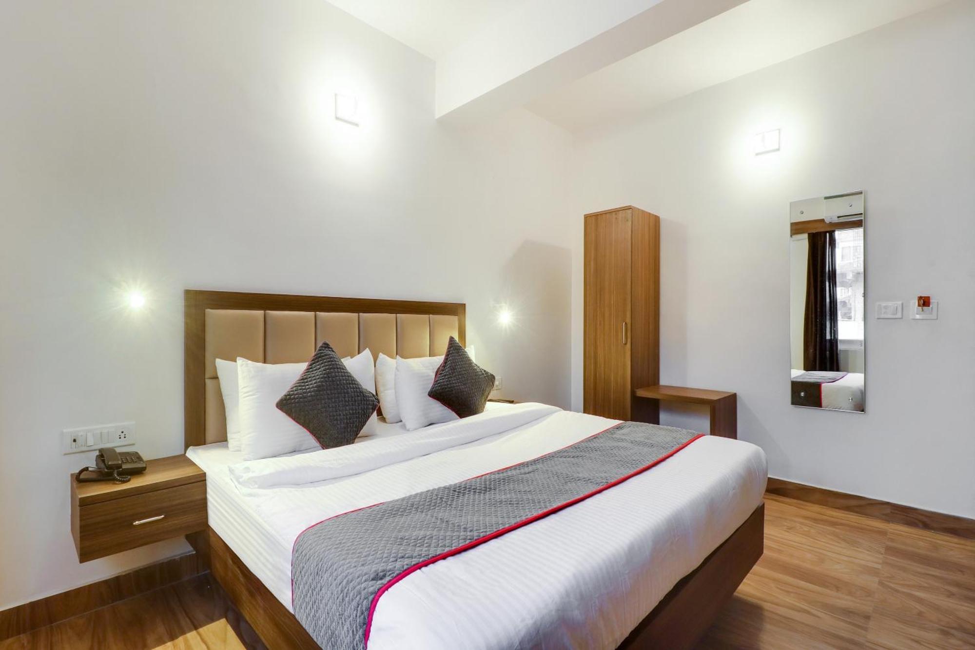 Townhouse Townhouse Clark Inn Patna  Kültér fotó